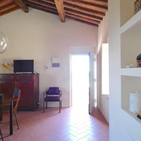 Tulipano -apartment- * Pescia
