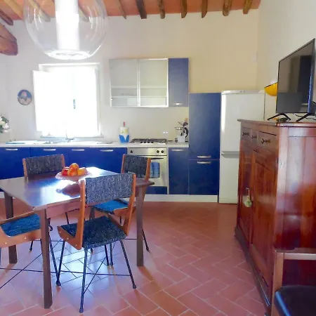 Tulipano -apartment- * Pescia
