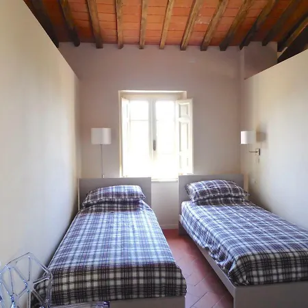 Vakantiehuis Tulipano -apartment- Pescia